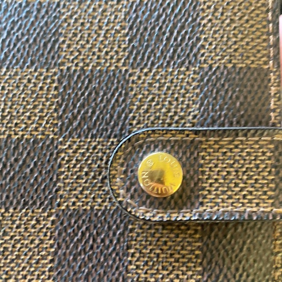 Louis Vuitton Damier wallet - Picture 13 of 13